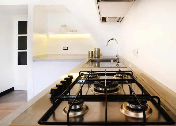 Porta Terra - Centro Storico アルゲーロ